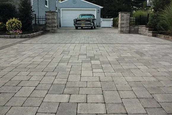 Driveway-paver-options-landscaping